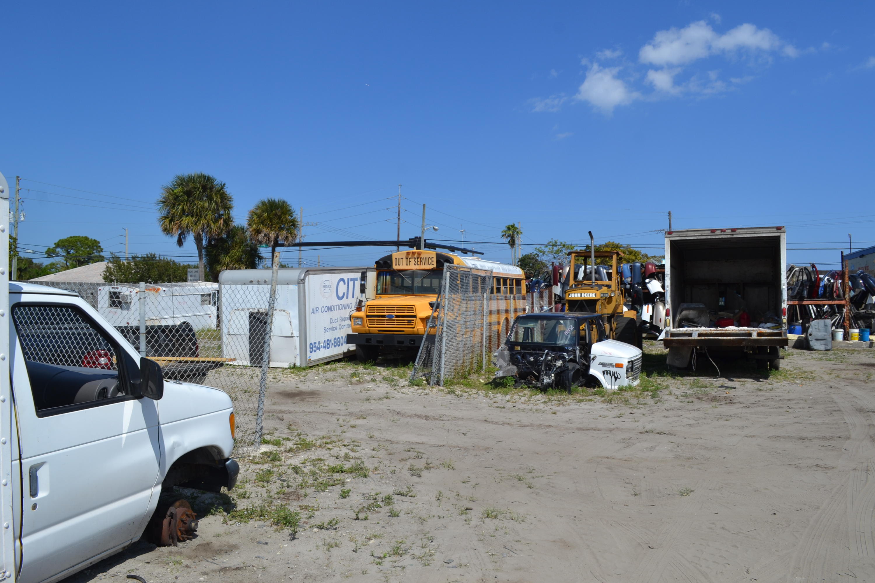 1621 South Dixie Highway Pompano Beach, FL 33060 - Photo 4 of 15 DSC_0405.JPG