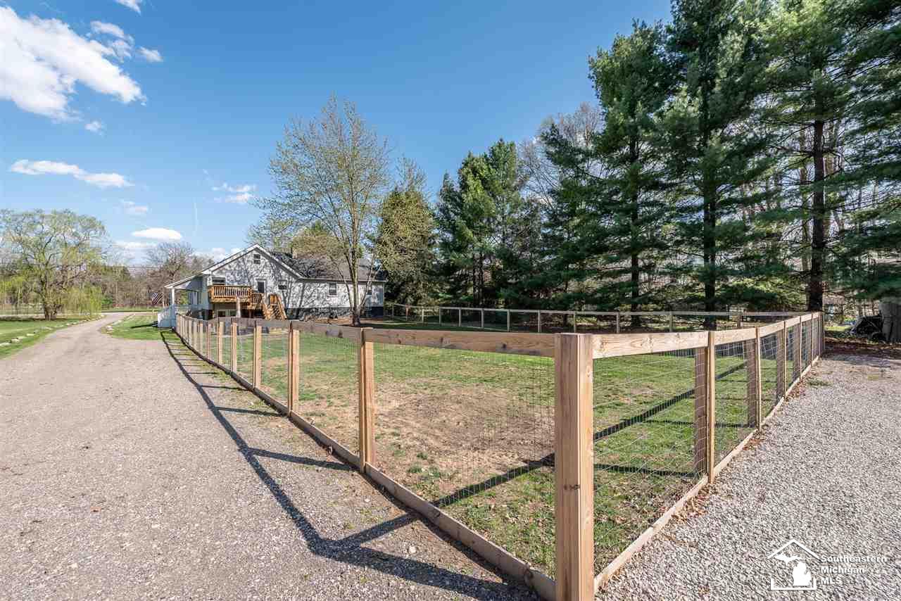 22498 Waltz Road New Boston, MI 48164 - Photo 20 of 24