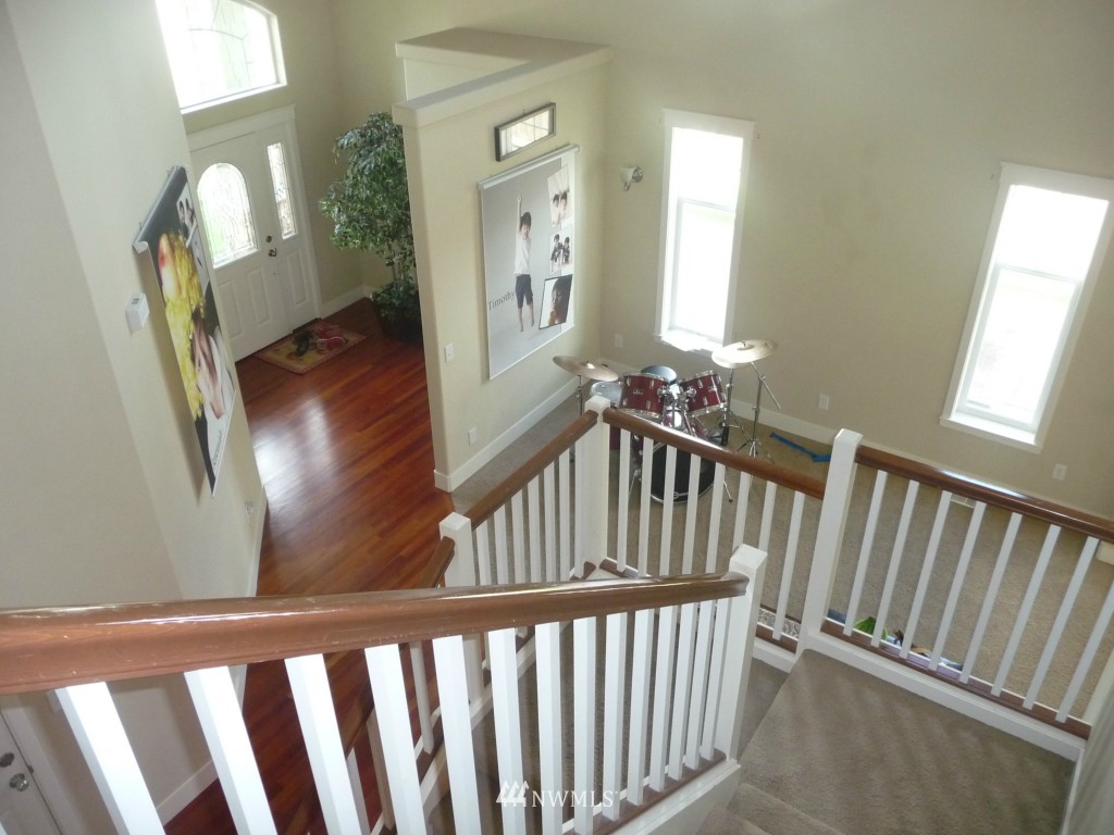 4030 166th Street Southeast Bothell, WA 98012 - Photo 4 of 12
