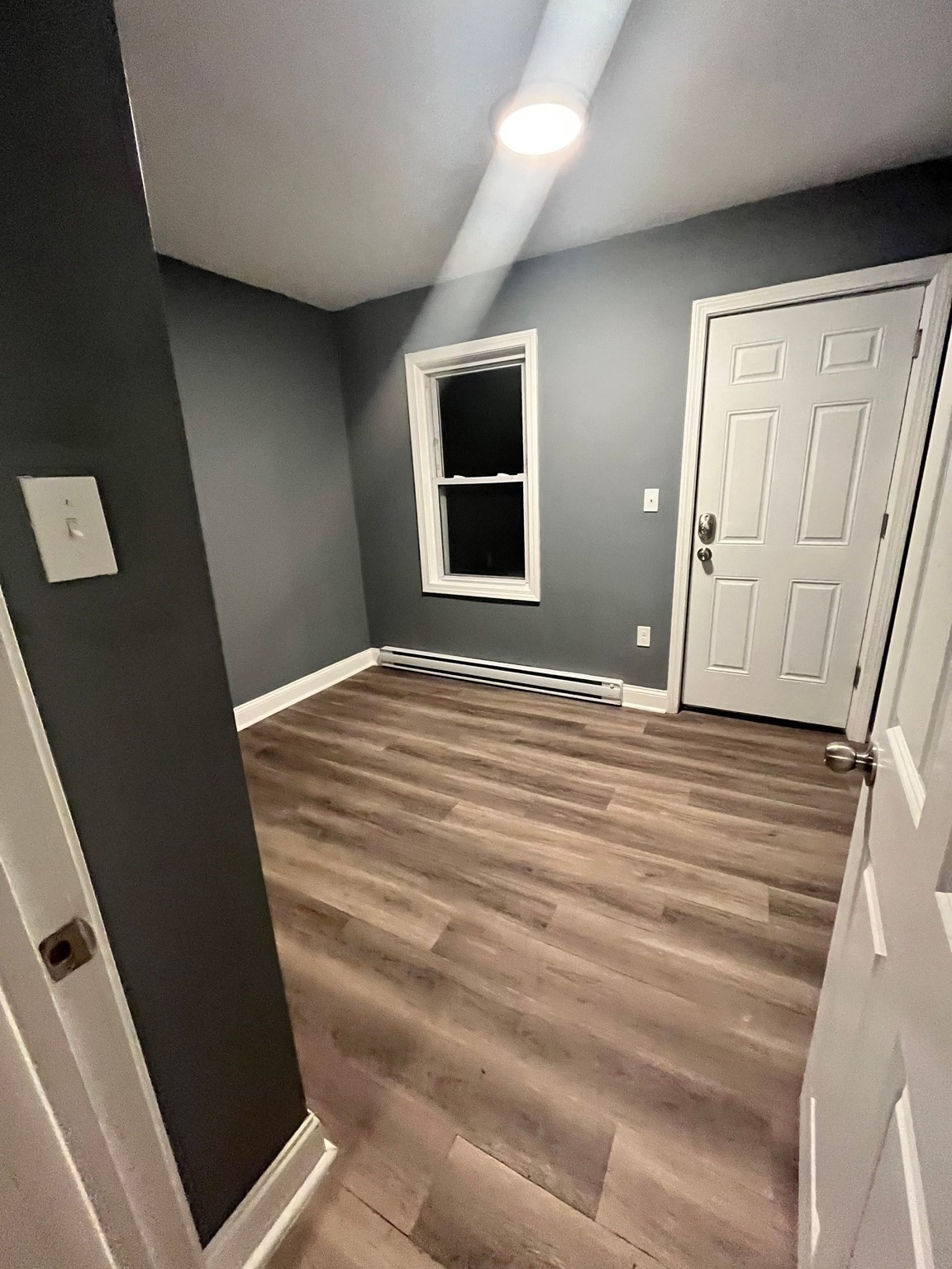 464 Central Street, Unit 2R Lowell, MA 01852 - Photo 8 of 10 Gallery Image 8