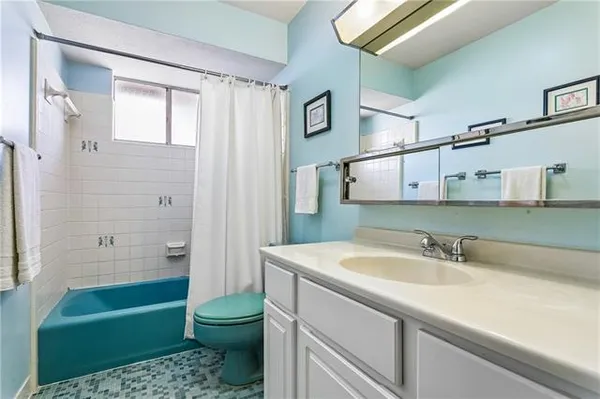 $300,000 | 1816 Cleary Avenue, Metairie, LA 70001