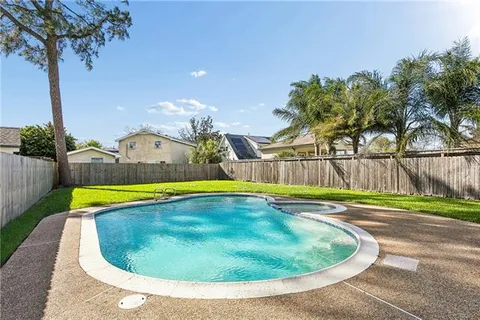 $300,000 | 1816 Cleary Avenue, Metairie, LA 70001