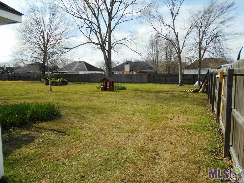 17043 Fox Ridge Drive Prairieville, LA 70769 - Photo 21 of 24 2nd View Back Yard
