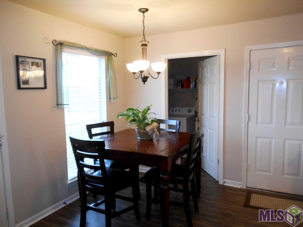 17043 Fox Ridge Drive Prairieville, LA 70769 - Photo 8 of 24 Breakfast Area