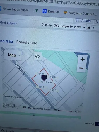 a view of utility room