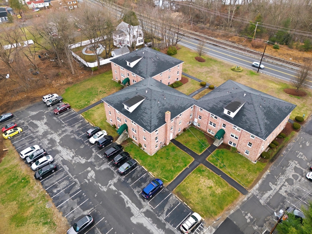 136 Tyngsboro Road, Unit 7 Chelmsford, MA 01863 - Photo 27 of 34