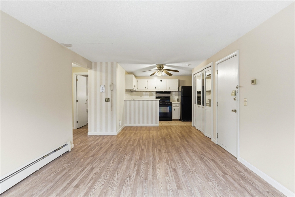 136 Tyngsboro Road, Unit 7 Chelmsford, MA 01863 - Photo 7 of 34