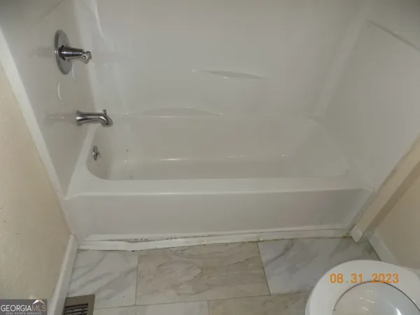 $1,600 | 304 Boulevard, LaGrange, GA 30240