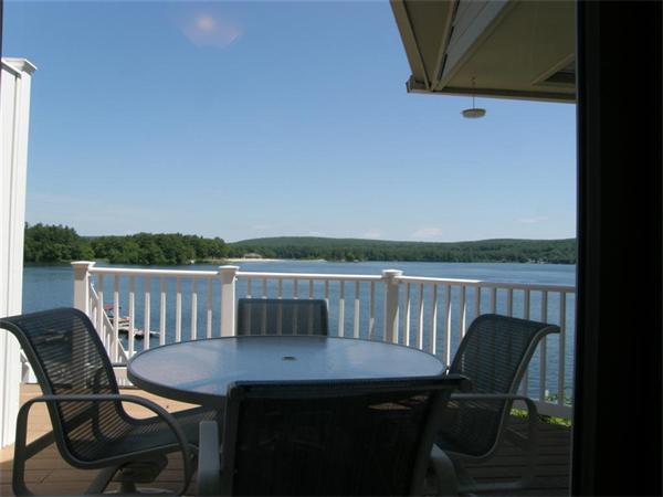 111 Beacon Park Road, Unit 111 Webster, MA 01570 - Photo 2 of 30 Gallery Image 2