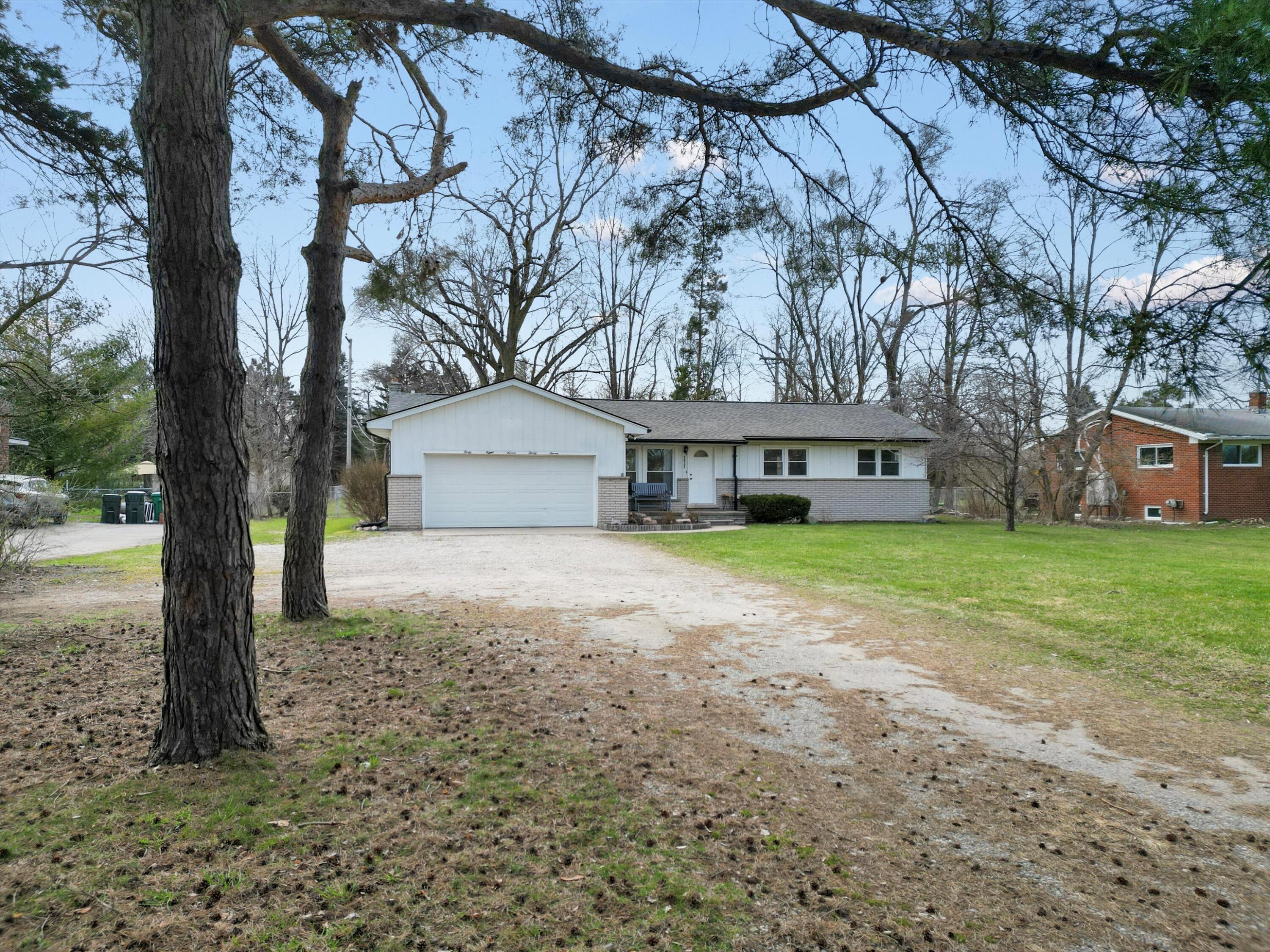 48737 Dequindre Road Rochester Hills, MI 48307 - Photo 2 of 33 03-DJI_0290