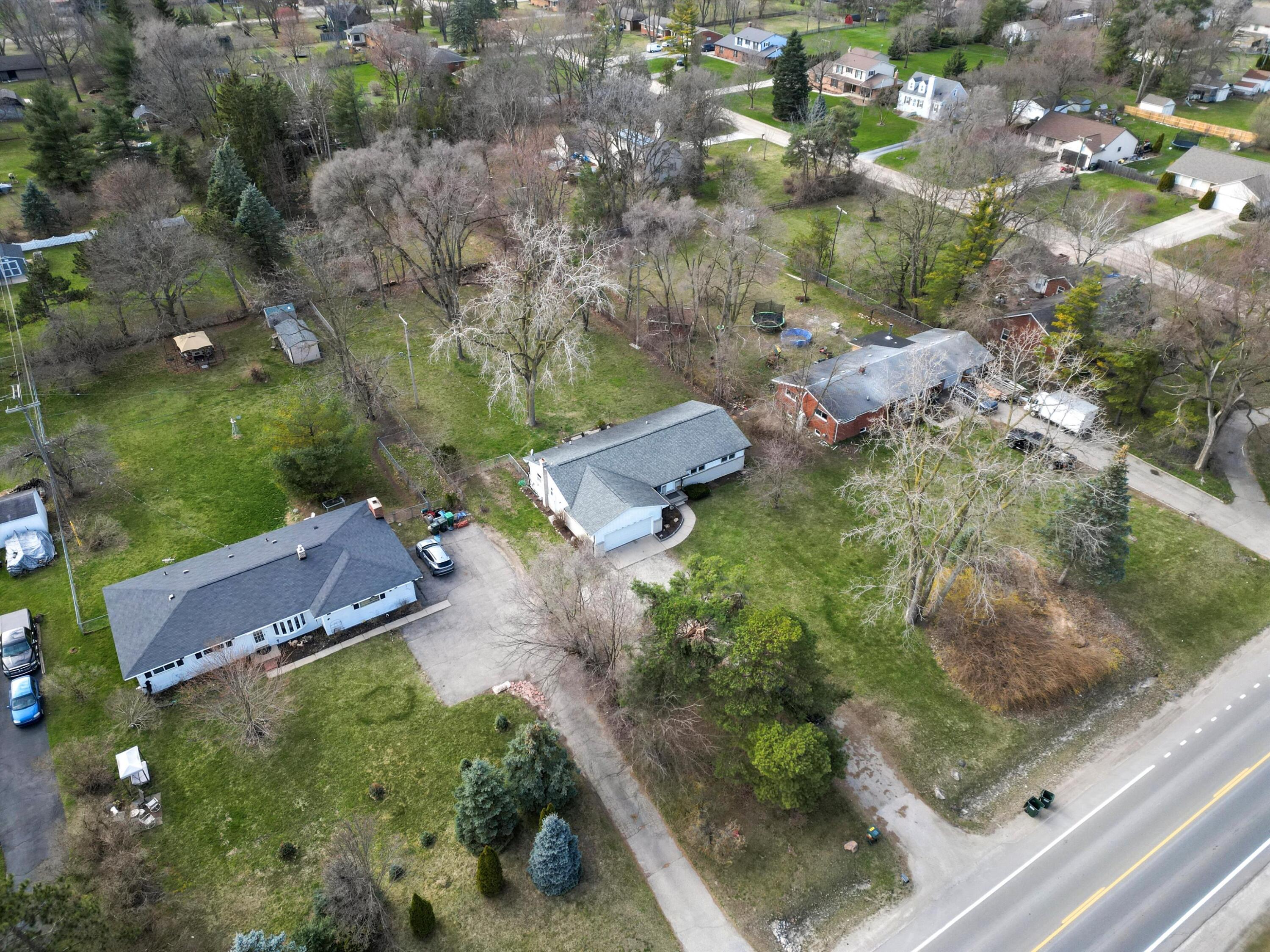 48737 Dequindre Road Rochester Hills, MI 48307 - Photo 8 of 33 09-DJI_0333