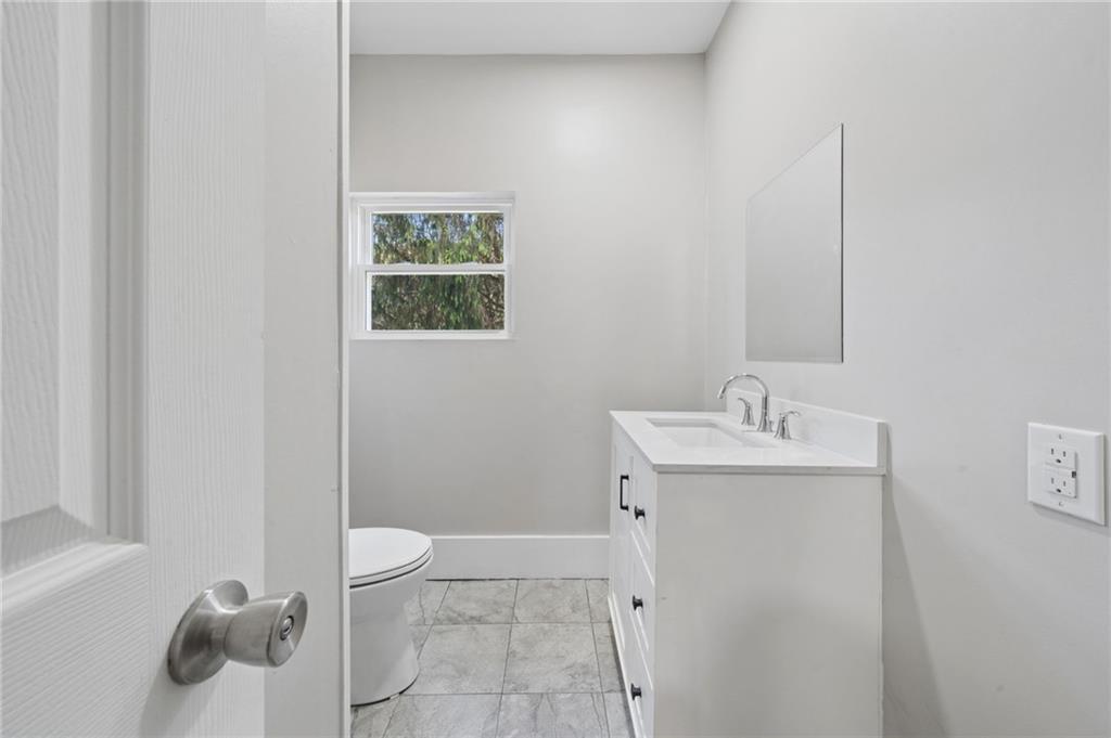 1856 Dime Road Vandergrift, PA 15690 - Photo 13 of 34