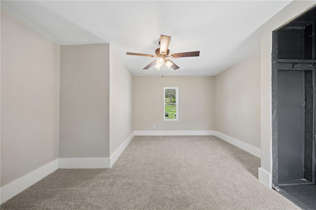 1856 Dime Road Vandergrift, PA 15690 - Photo 16 of 34