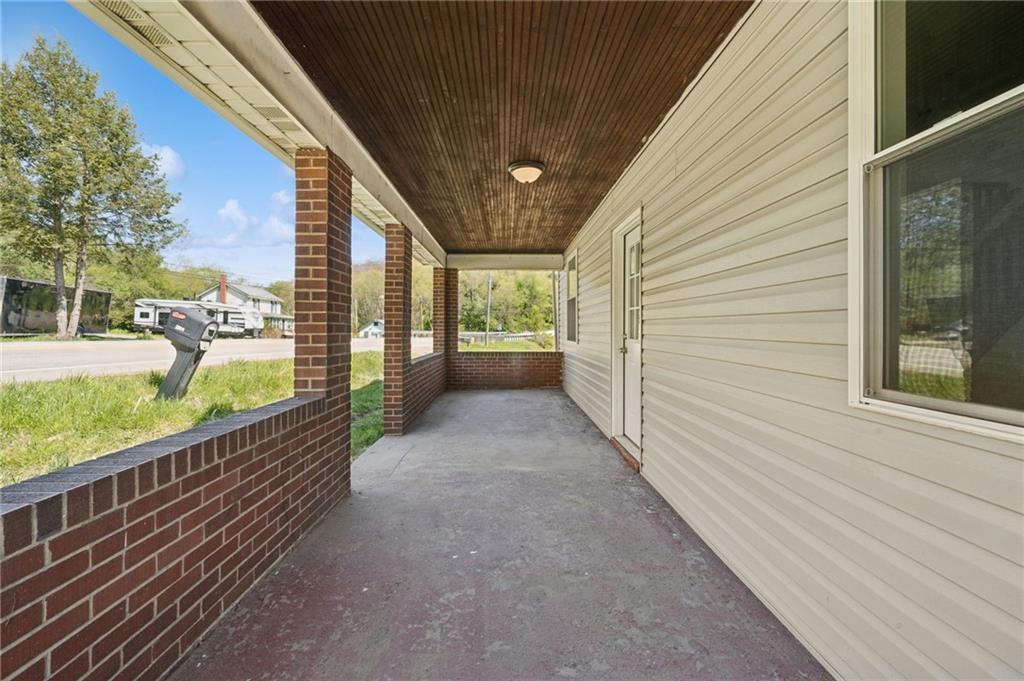 1856 Dime Road Vandergrift, PA 15690 - Photo 26 of 34