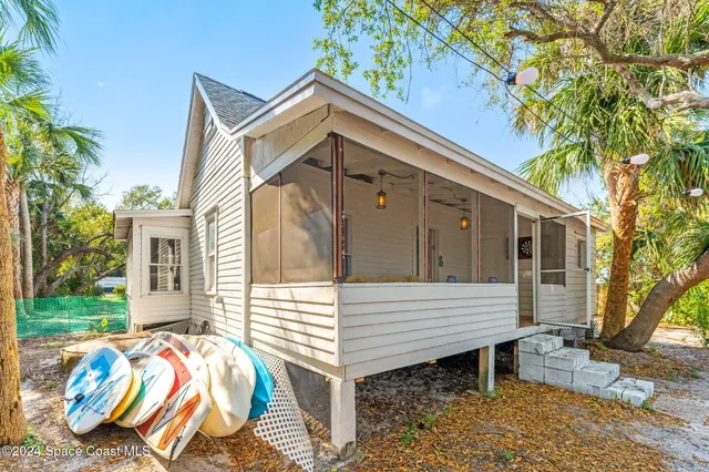 $2,150 | 1365 Pineapple Avenue, Unit S, Melbourne, FL 32935