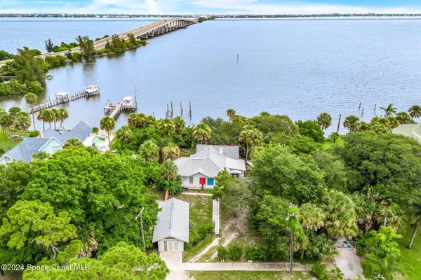 $2,150 | 1365 Pineapple Avenue, Unit S, Melbourne, FL 32935