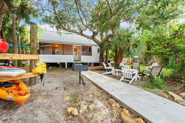 $2,150 | 1365 Pineapple Avenue, Unit S, Melbourne, FL 32935