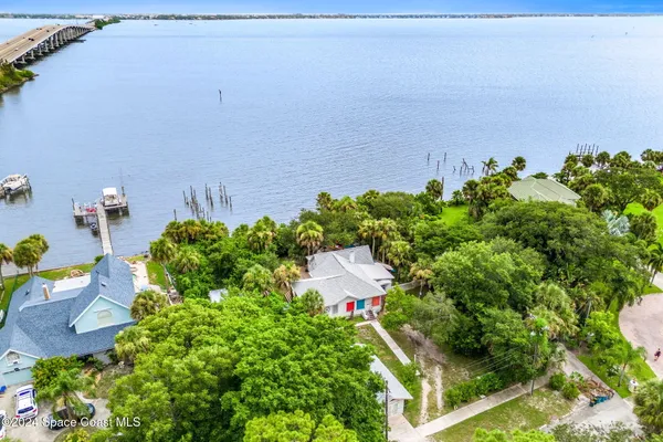 $2,150 | 1365 Pineapple Avenue, Unit S, Melbourne, FL 32935