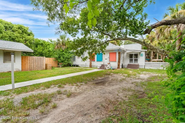 $2,150 | 1365 Pineapple Avenue, Unit S, Melbourne, FL 32935