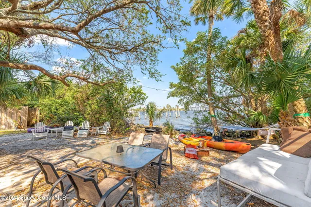 $2,150 | 1365 Pineapple Avenue, Unit S, Melbourne, FL 32935