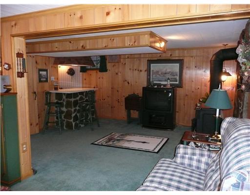 220 Wyngate Road Coraopolis, PA 15108 - Photo 13 of 18 Den/Family/Great Room. GAMEROOM WITH WET BAR AREA