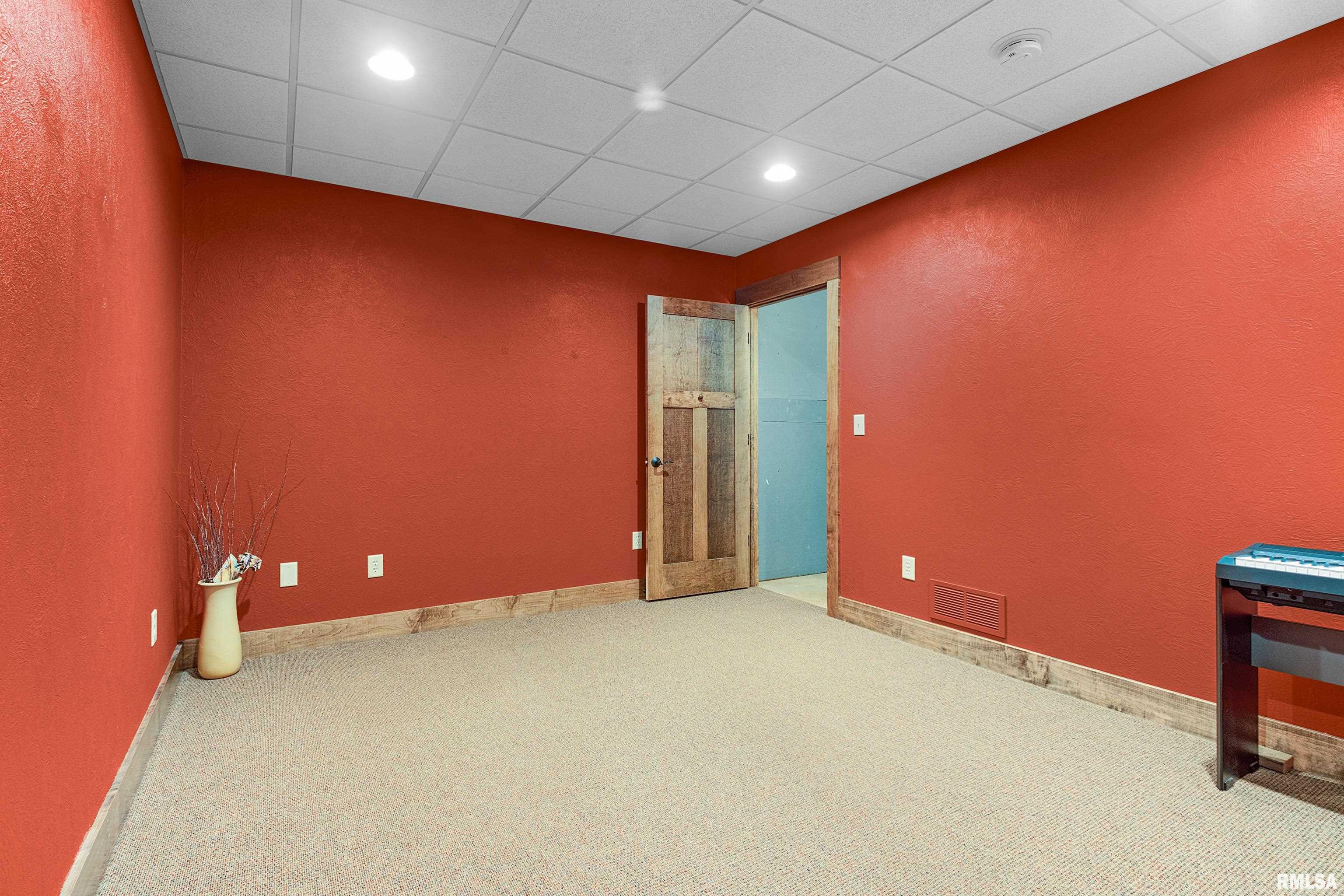 1404 Kelsey's Way Metamora, IL 61548 - Photo 43 of 50 Gallery Image 43