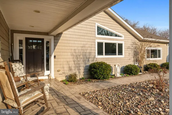 $1,125,000 | 38150 Boatman Lane, Avenue, MD 20609