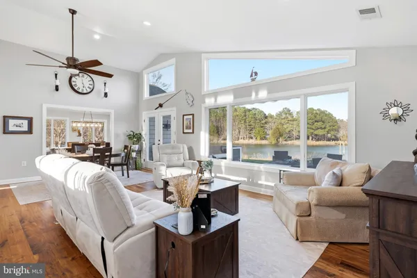 $1,125,000 | 38150 Boatman Lane, Avenue, MD 20609