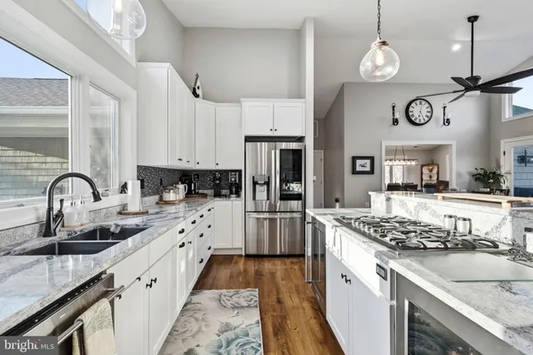 $1,125,000 | 38150 Boatman Lane, Avenue, MD 20609