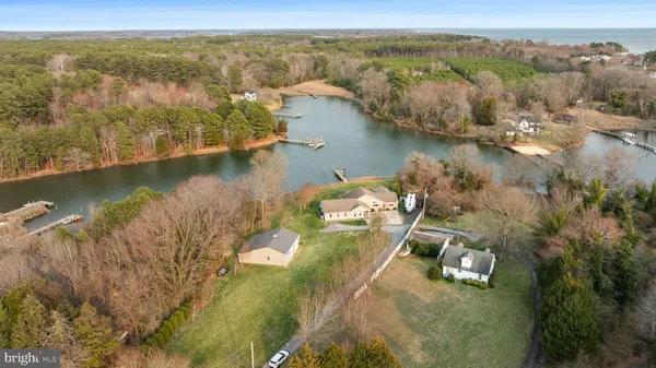 $1,125,000 | 38150 Boatman Lane, Avenue, MD 20609