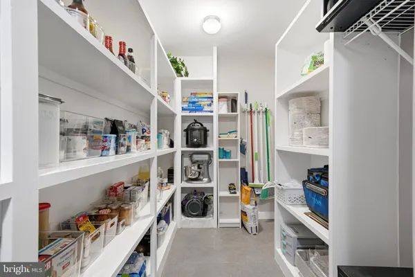 $1,125,000 | 38150 Boatman Lane, Avenue, MD 20609