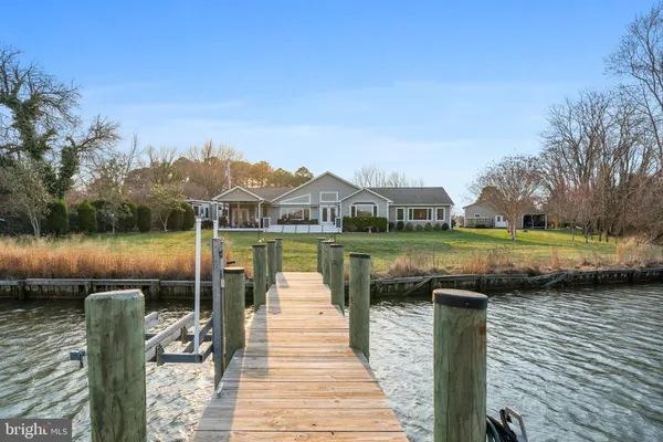 $1,125,000 | 38150 Boatman Lane, Avenue, MD 20609