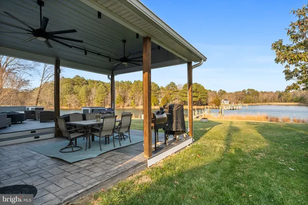 $1,125,000 | 38150 Boatman Lane, Avenue, MD 20609