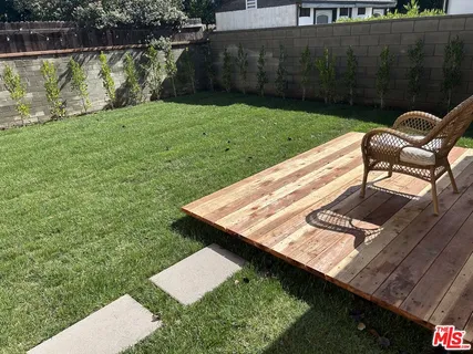 $2,000 | Wish Avenue, Van Nuys, CA 91406