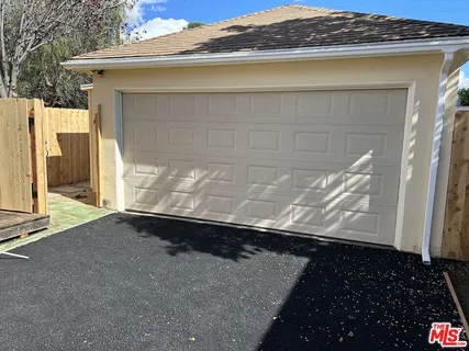 $2,000 | Wish Avenue, Van Nuys, CA 91406