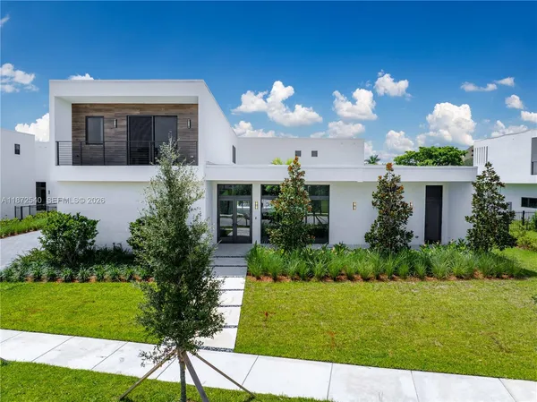 $3,150,000 | 16740 Botaniko Drive North, Weston, FL 33326