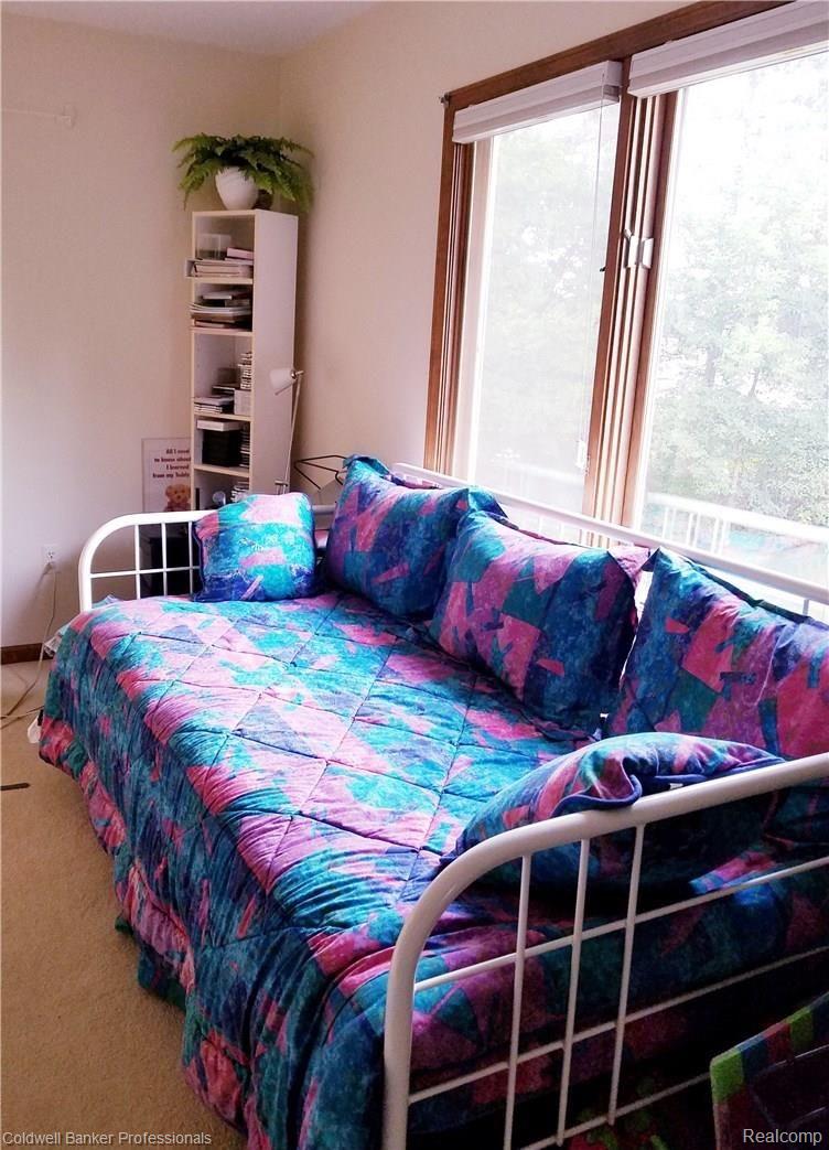 1900 Independence Court Rochester, MI 48306 - Photo 21 of 28 Guest Room (2).jpg