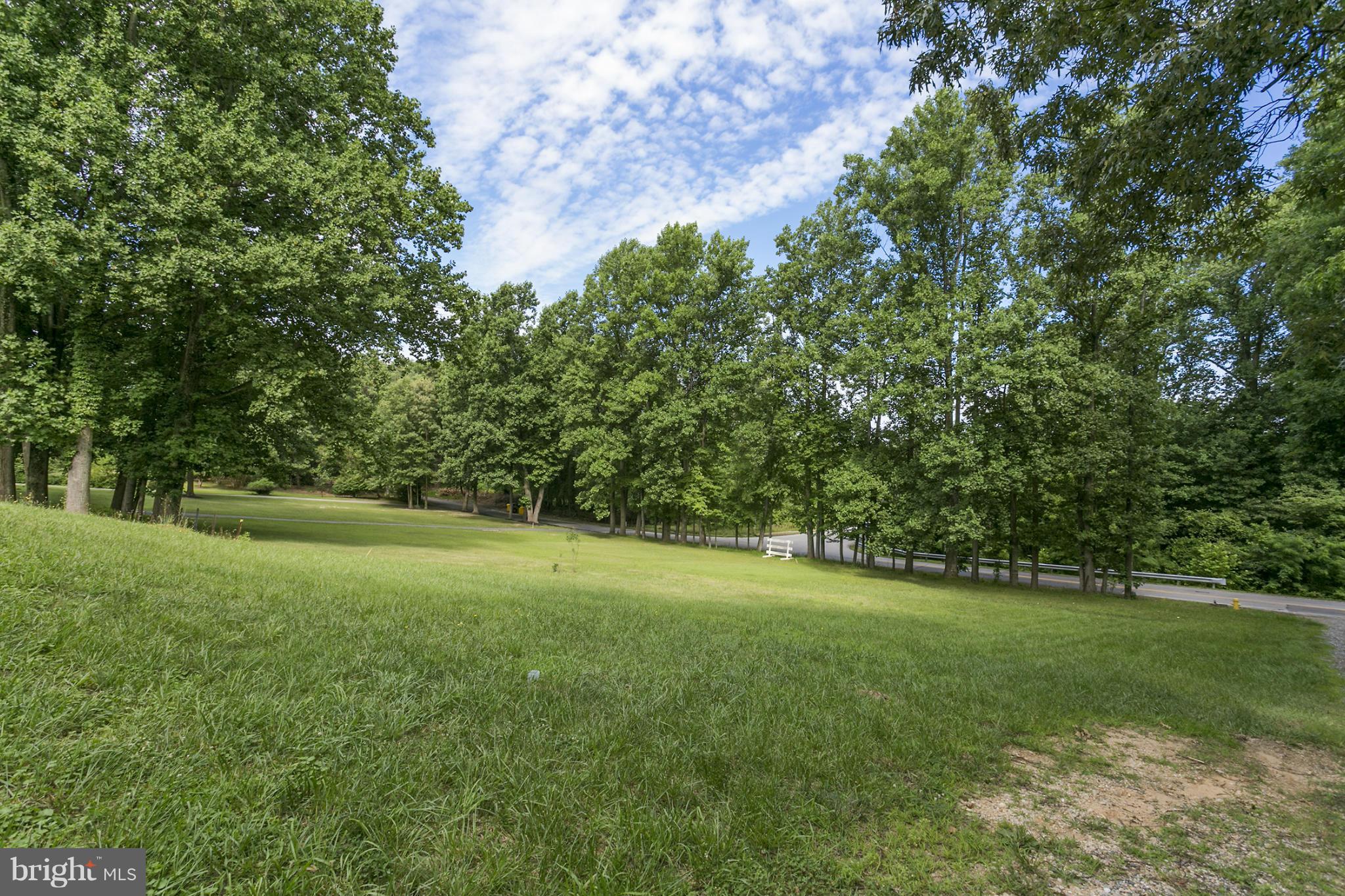 7225 Wright Road Hanover, MD 21076 - Photo 3 of 24 Exterior (Front)