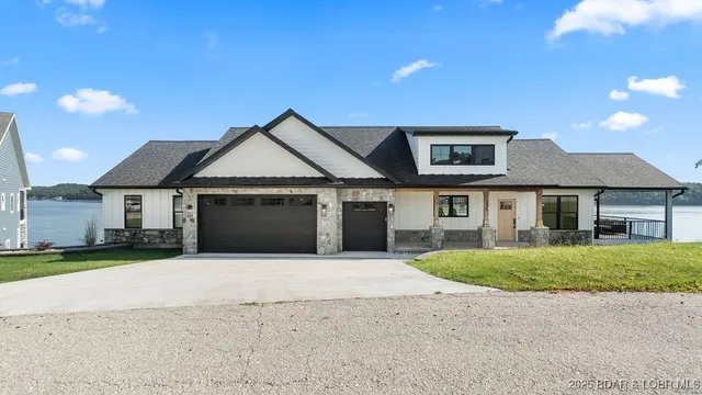 $1,354,000 | 325 Mission Bay Boulevard, Camdenton, MO 65020