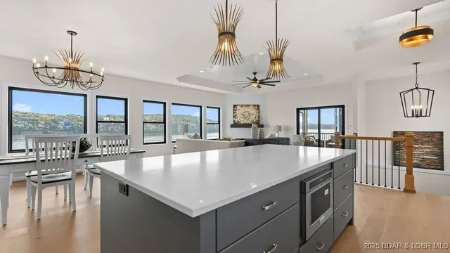 $1,354,000 | 325 Mission Bay Boulevard, Camdenton, MO 65020