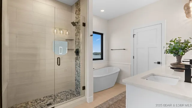 $1,354,000 | 325 Mission Bay Boulevard, Camdenton, MO 65020