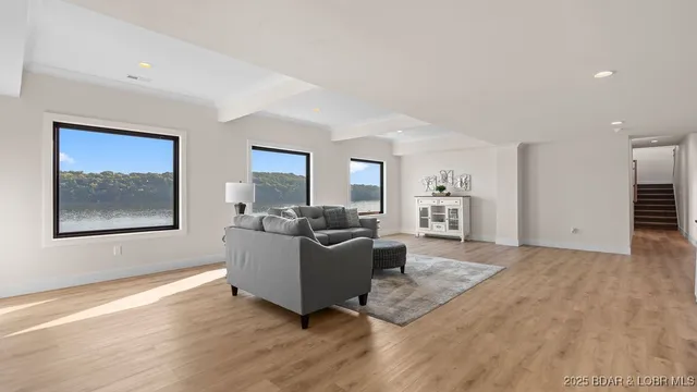 $1,354,000 | 325 Mission Bay Boulevard, Camdenton, MO 65020