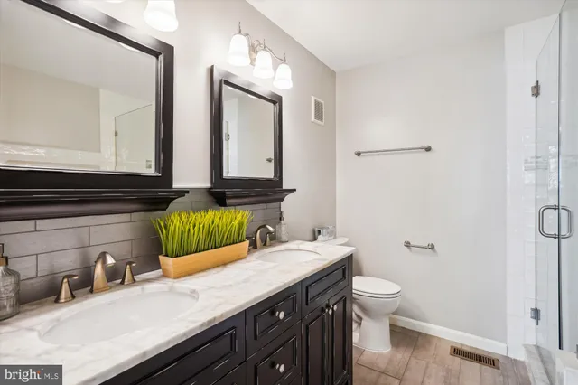 $2,700 | 45478 Whistling Terrace, Sterling, VA 20166