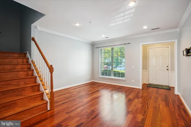 $2,700 | 45478 Whistling Terrace, Sterling, VA 20166