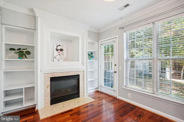 $2,700 | 45478 Whistling Terrace, Sterling, VA 20166