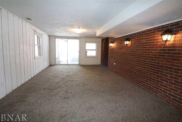 912 South Linden Street Normal, IL 61761 - Photo 13 of 24