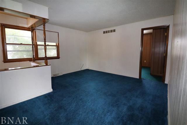 912 South Linden Street Normal, IL 61761 - Photo 6 of 24