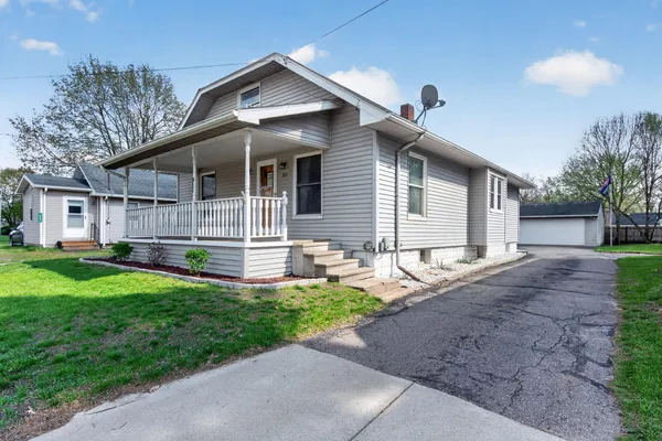 $180,000 | 911 East McDevitt Avenue, Jackson, MI 49203