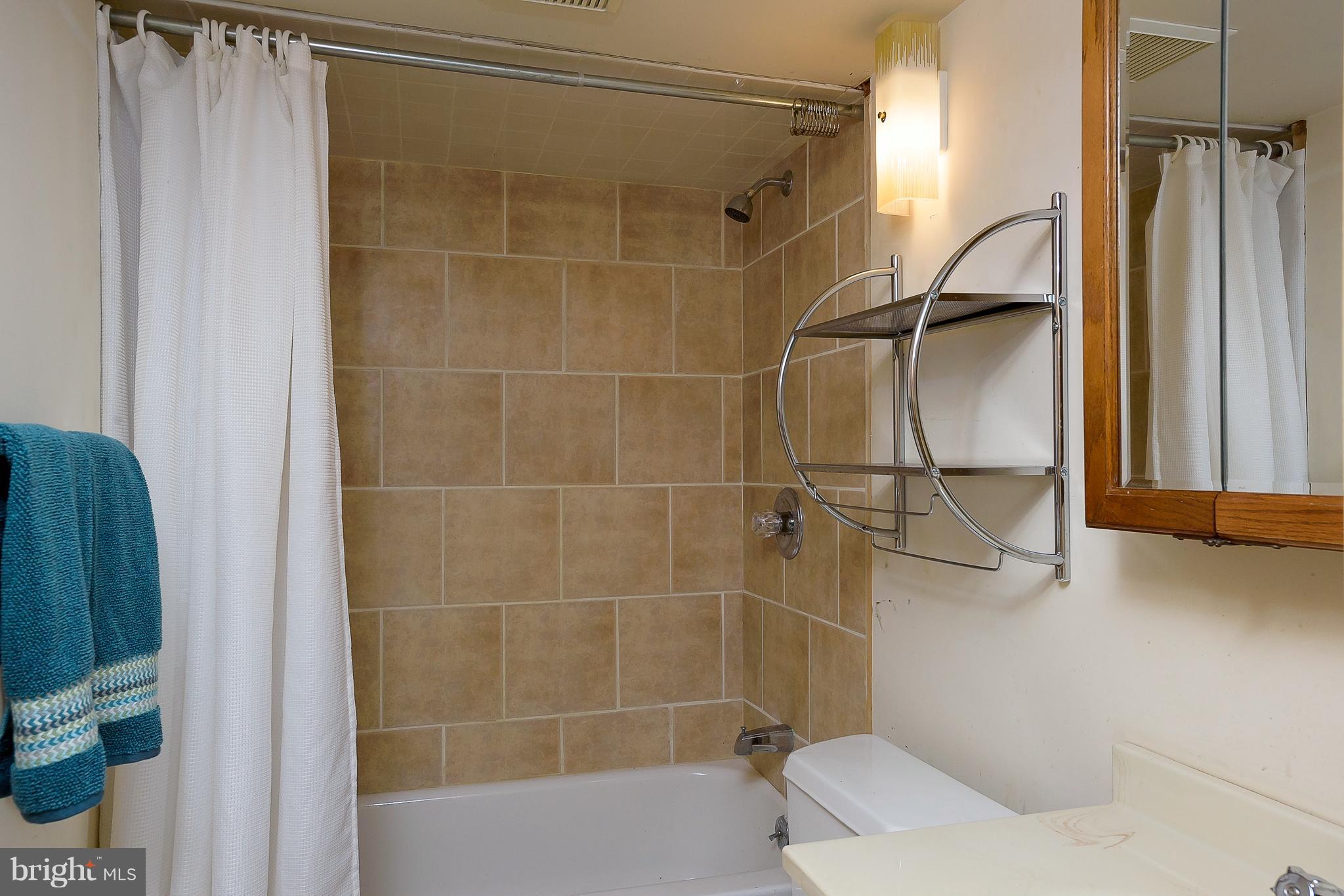 5916 Deale Churchton Road Deale, MD 20751 - Photo 22 of 30 Bathroom 4