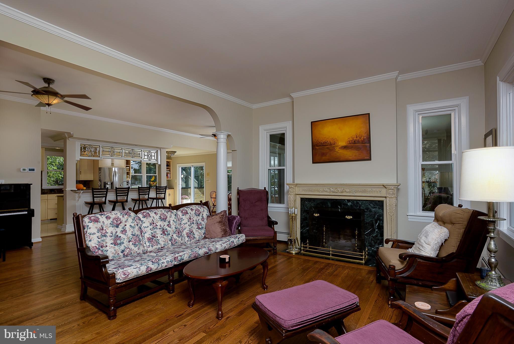 5916 Deale Churchton Road Deale, MD 20751 - Photo 4 of 30 Living Room